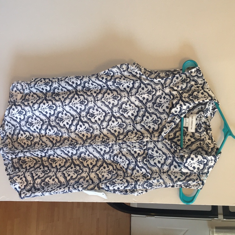 New with tags, Liz Claiborne sleeveless top